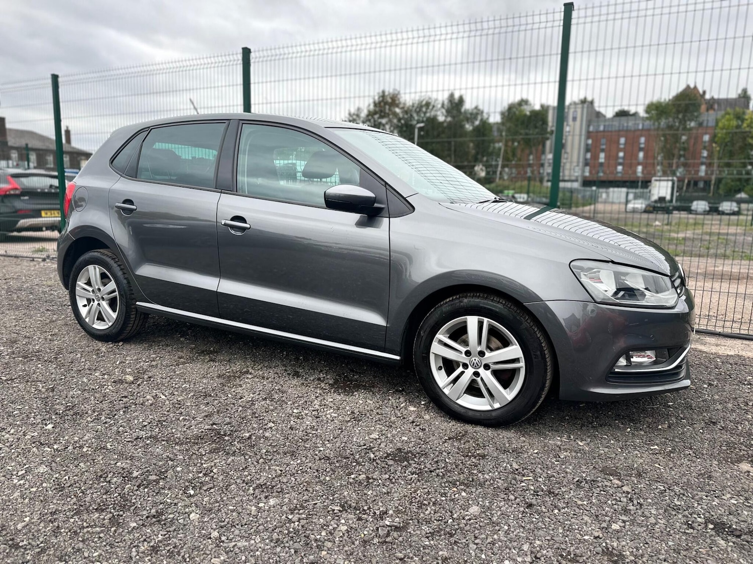Used Volkswagen Polo 2016 for sale - 76012848: Photo 6