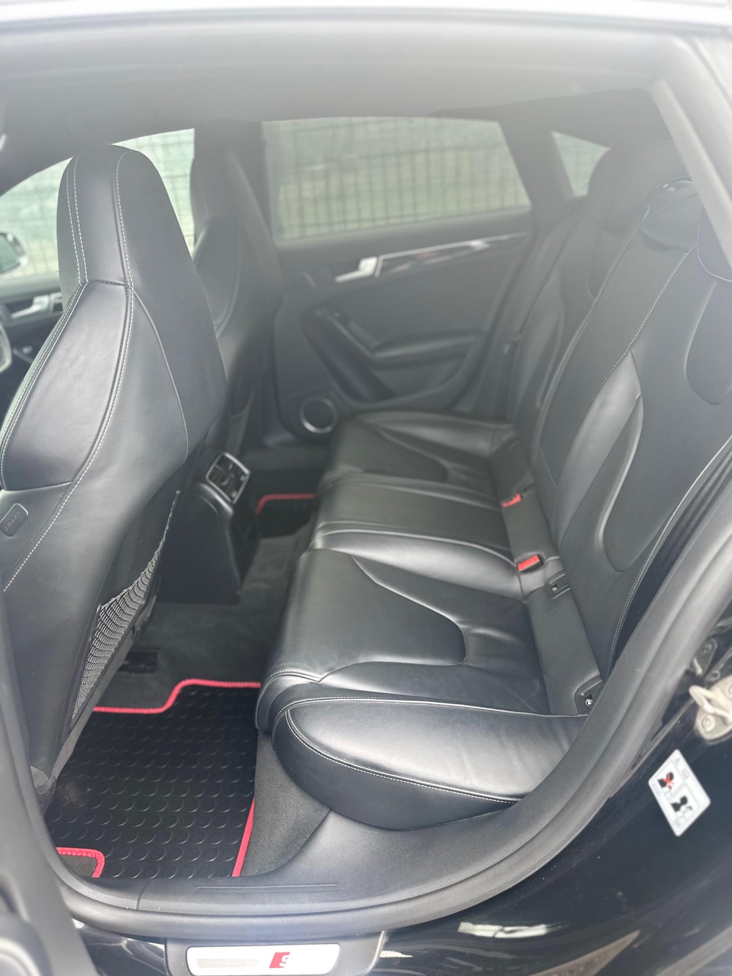 Vehicle 29