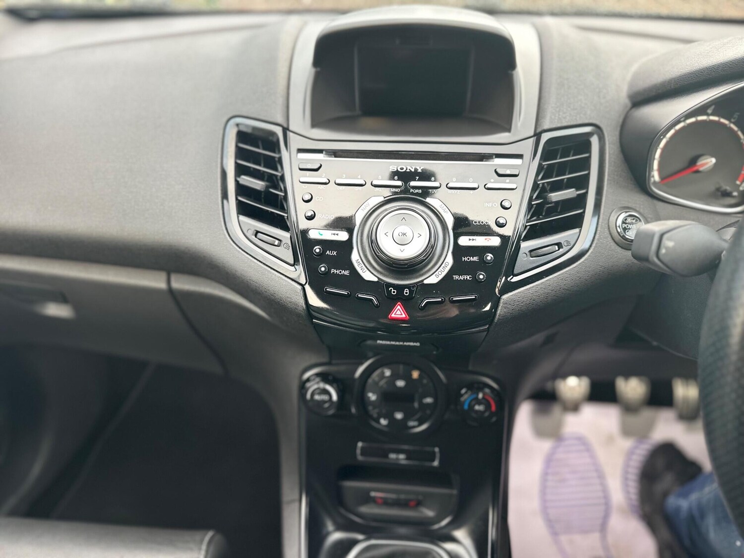 Used Ford Fiesta 2016 for sale - 76370946: Photo 45