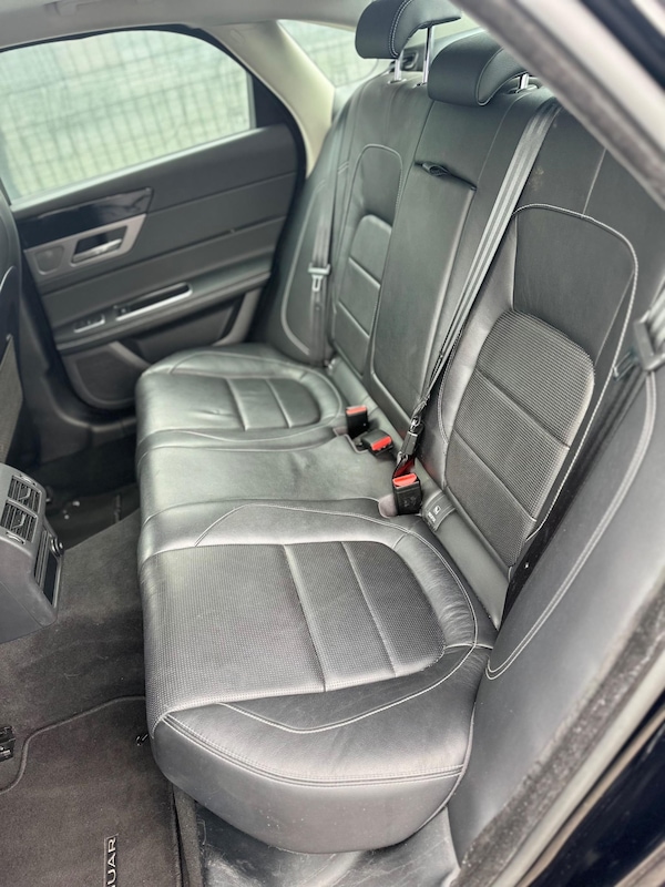 Used Jaguar XF 2018 for sale - 75115027: Photo 30
