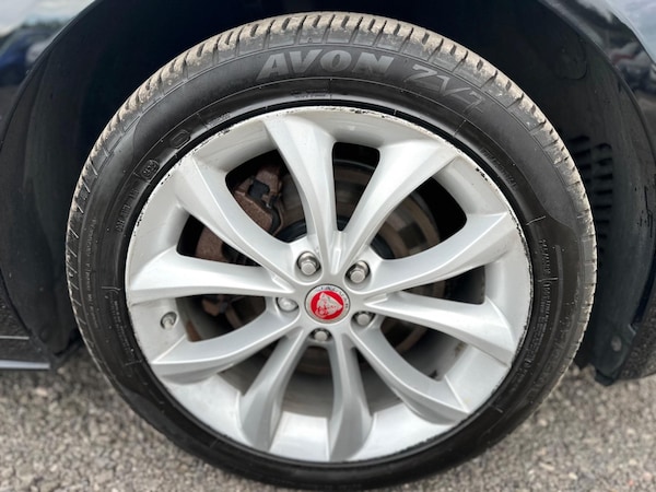 Used Jaguar XF 2018 for sale - 75115027: Photo 41