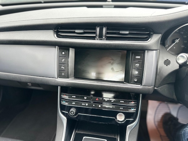 Used Jaguar XF 2018 for sale - 75115027: Photo 51