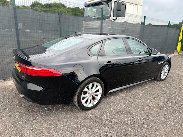 Used Jaguar XF 2018 for sale - 75115027: Photo 9