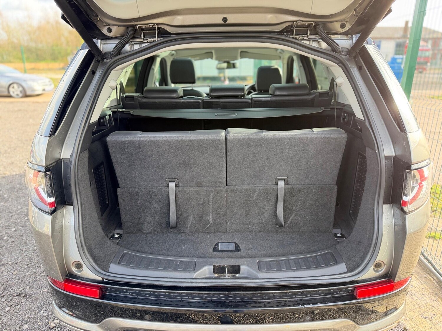 Used Land Rover Discovery Sport 2017 for sale - 77838833: Photo 15