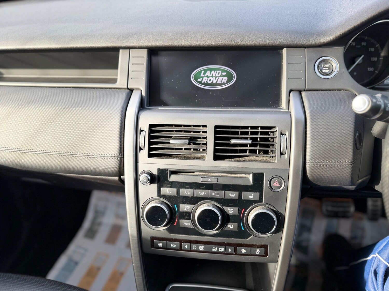 Used Land Rover Discovery Sport 2017 for sale - 77838833: Photo 52