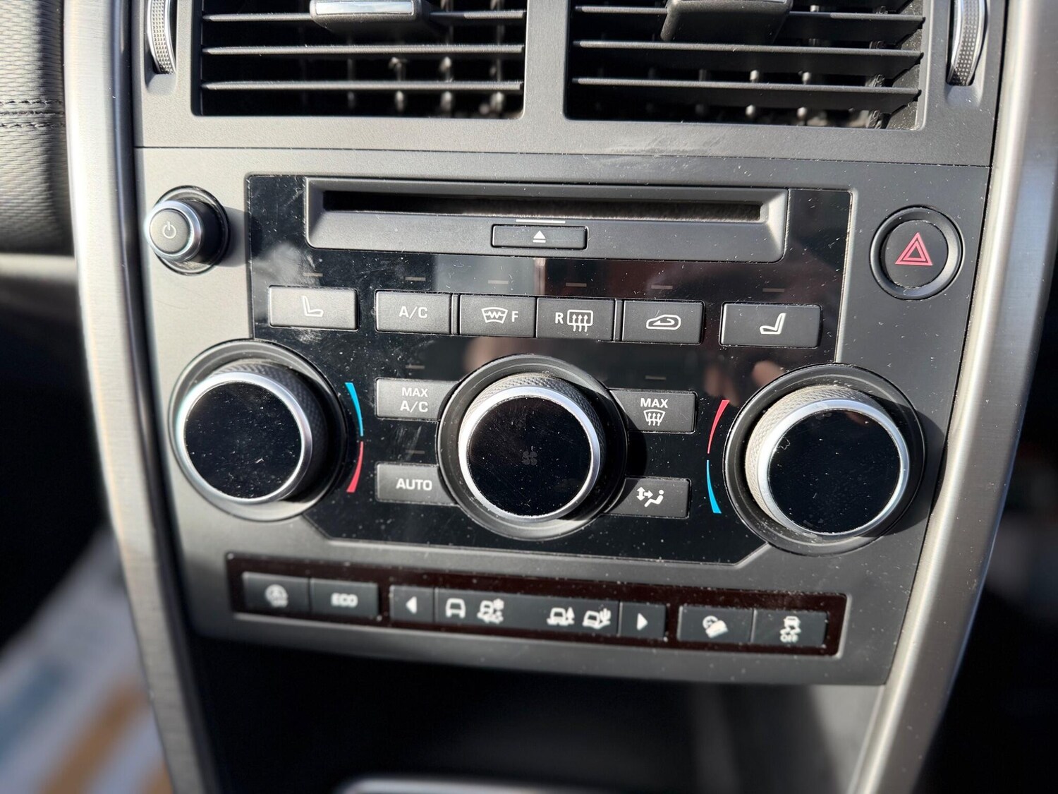 Used Land Rover Discovery Sport 2017 for sale - 77838833: Photo 53