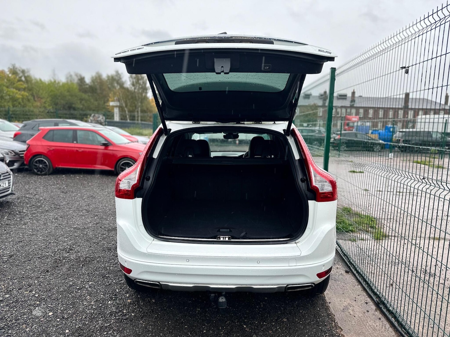 Used Volvo XC60 2016 for sale - 76166408: Photo 16