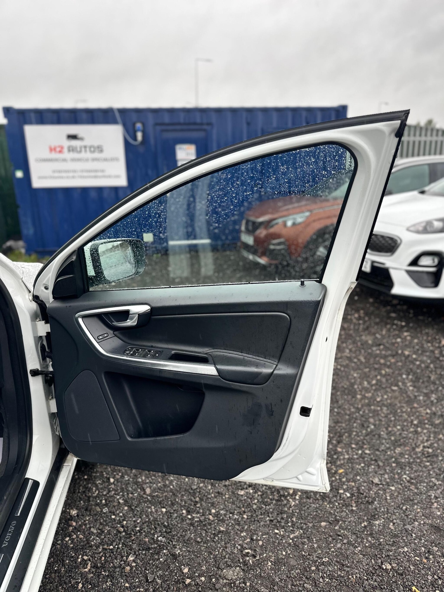 Used Volvo XC60 2016 for sale - 76166408: Photo 42