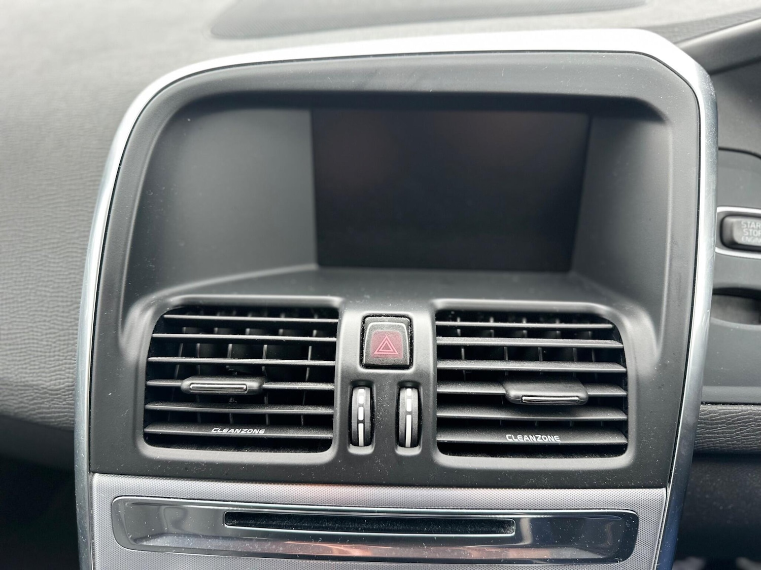 Used Volvo XC60 2016 for sale - 76166408: Photo 49