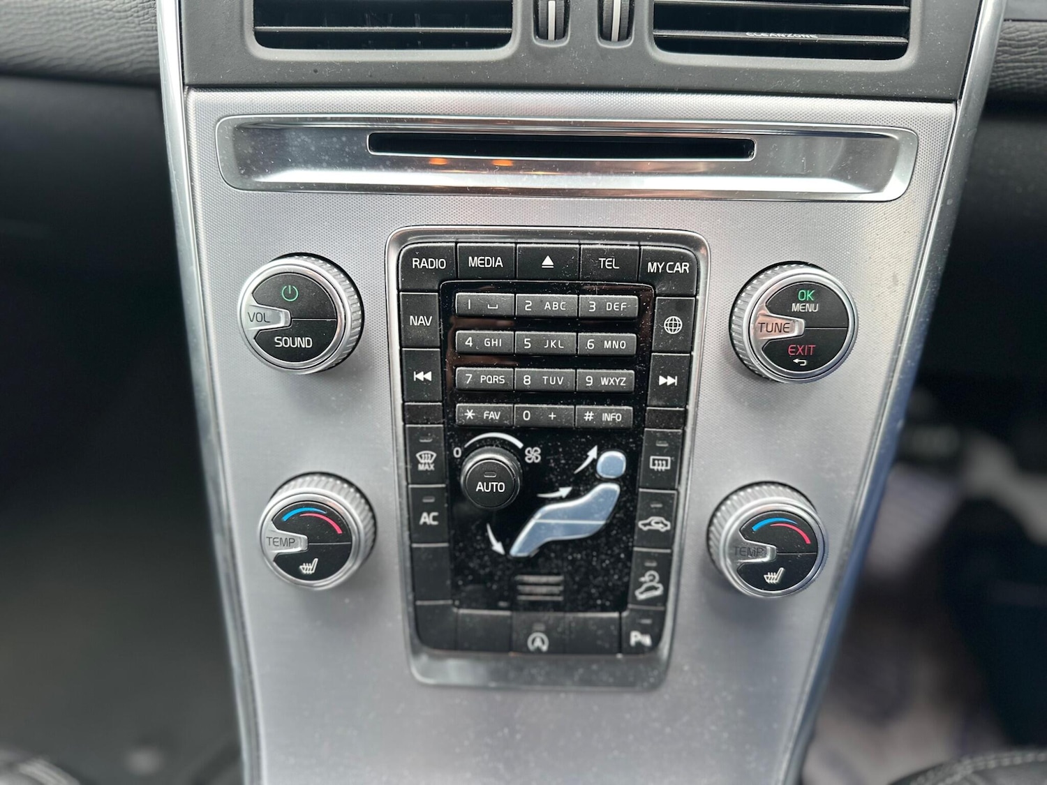 Used Volvo XC60 2016 for sale - 76166408: Photo 50