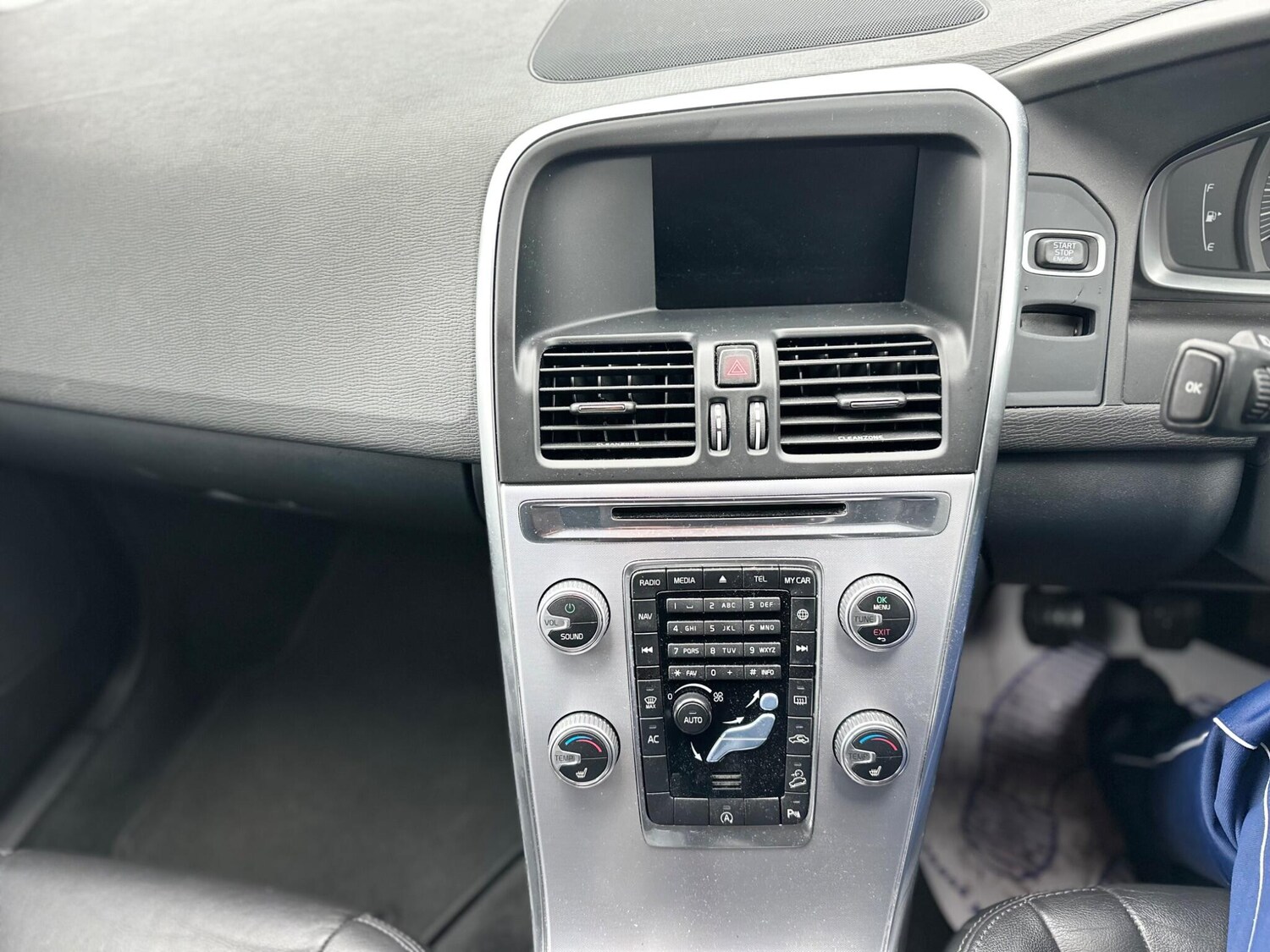 Used Volvo XC60 2016 for sale - 76166408: Photo 51