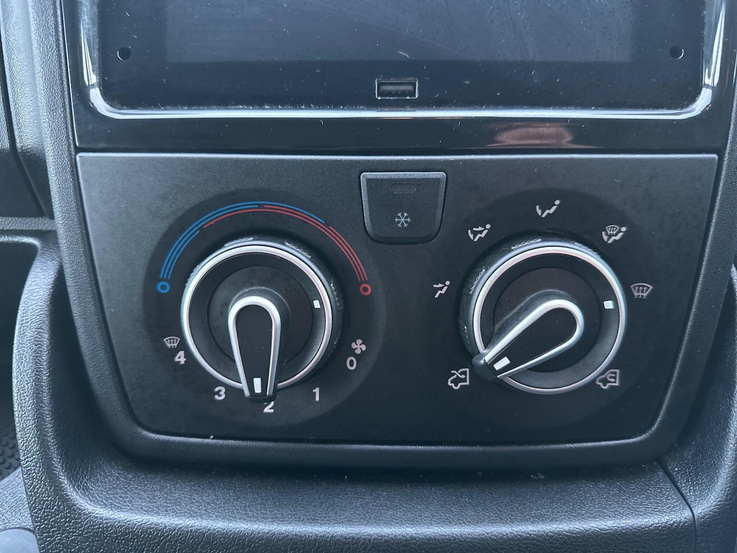 Used Citroen Relay 2023 for sale - 76913165: Photo 37