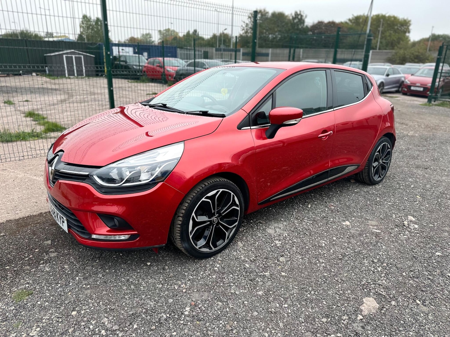 Used Renault Clio 2018 for sale - 76270586: Photo 23