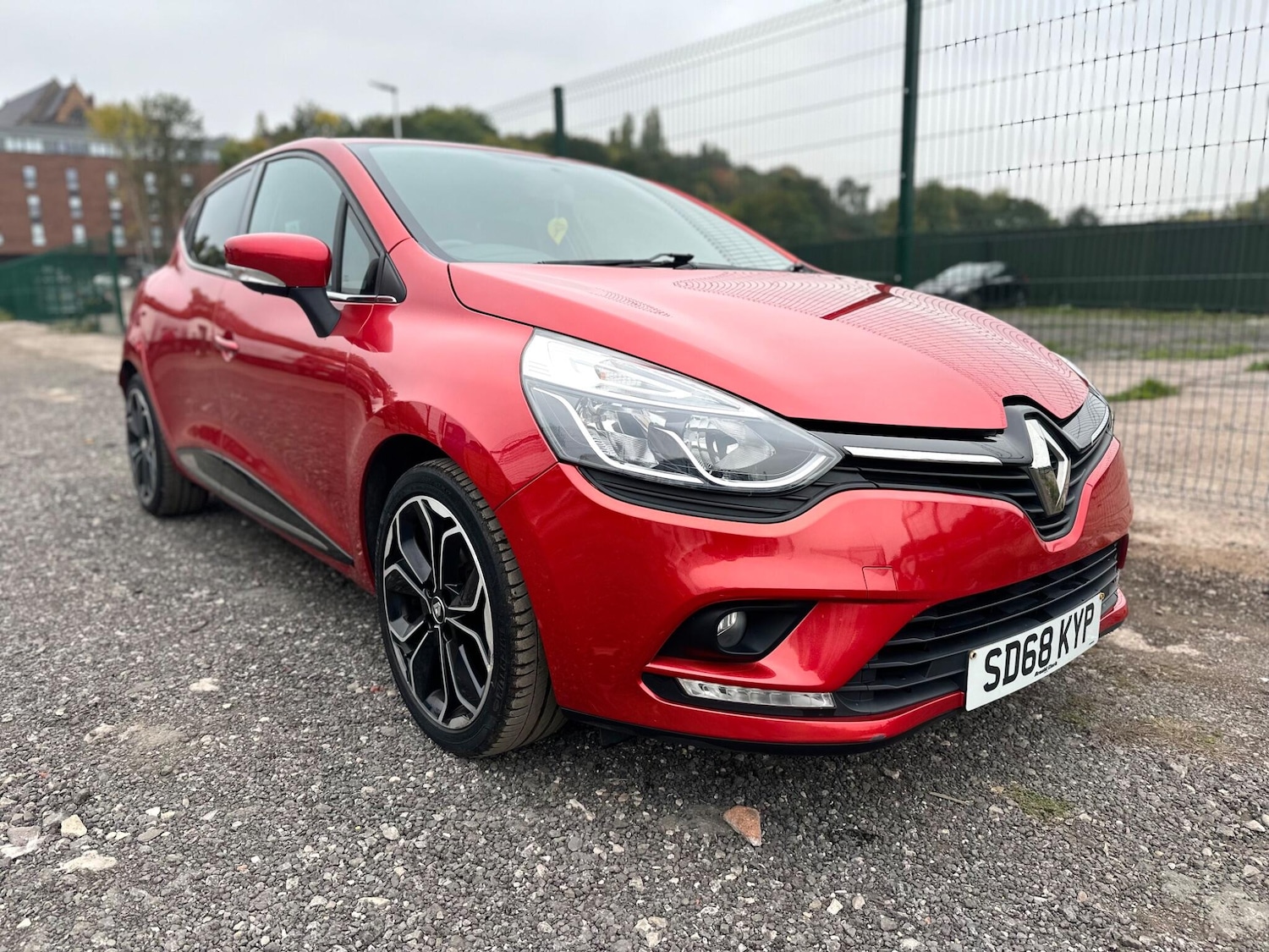 Used Renault Clio 2018 for sale - 76270586: Photo 4