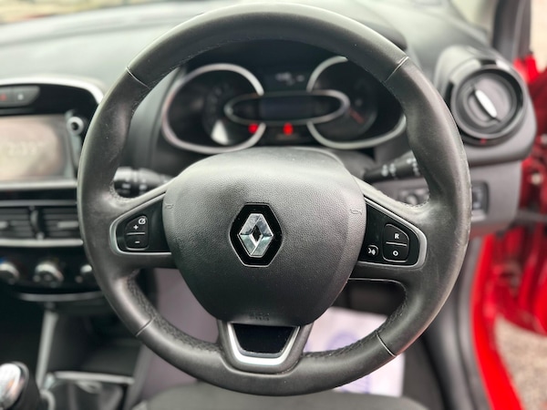 Used Renault Clio 2018 for sale - 76270586: Photo 45