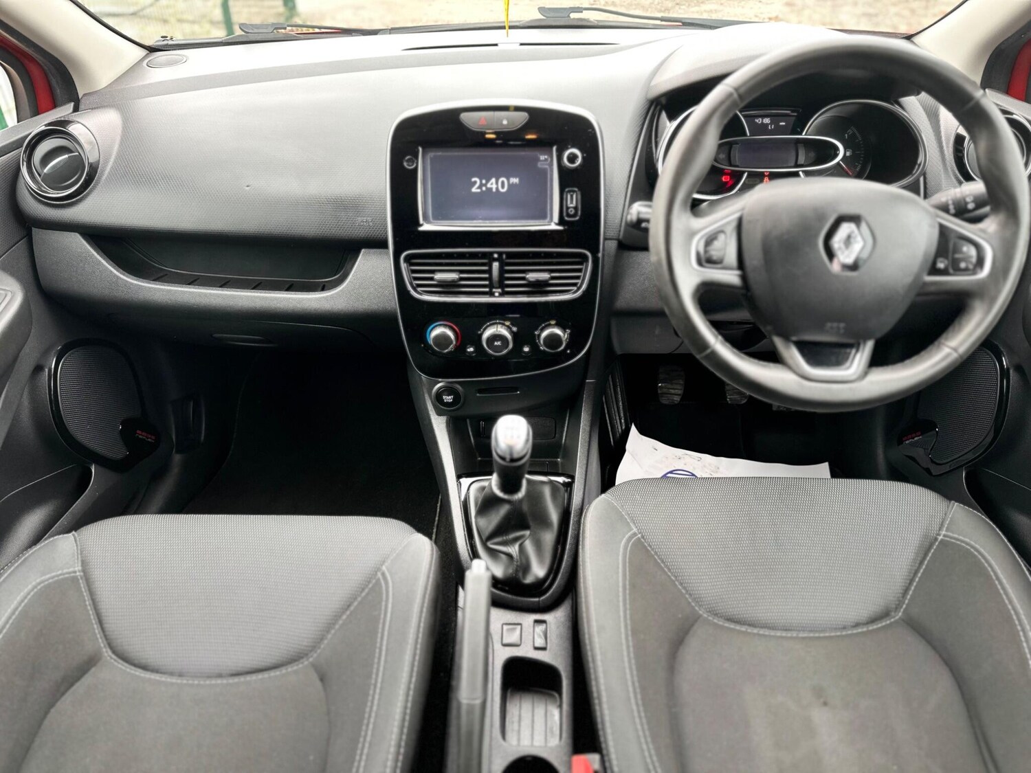 Used Renault Clio 2018 for sale - 76270586: Photo 47