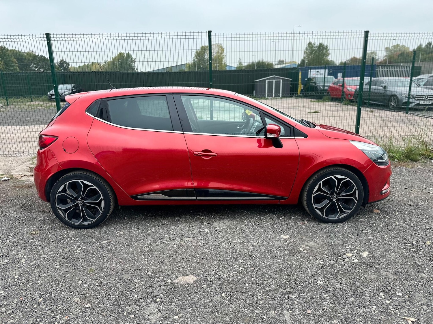 Used Renault Clio 2018 for sale - 76270586: Photo 7