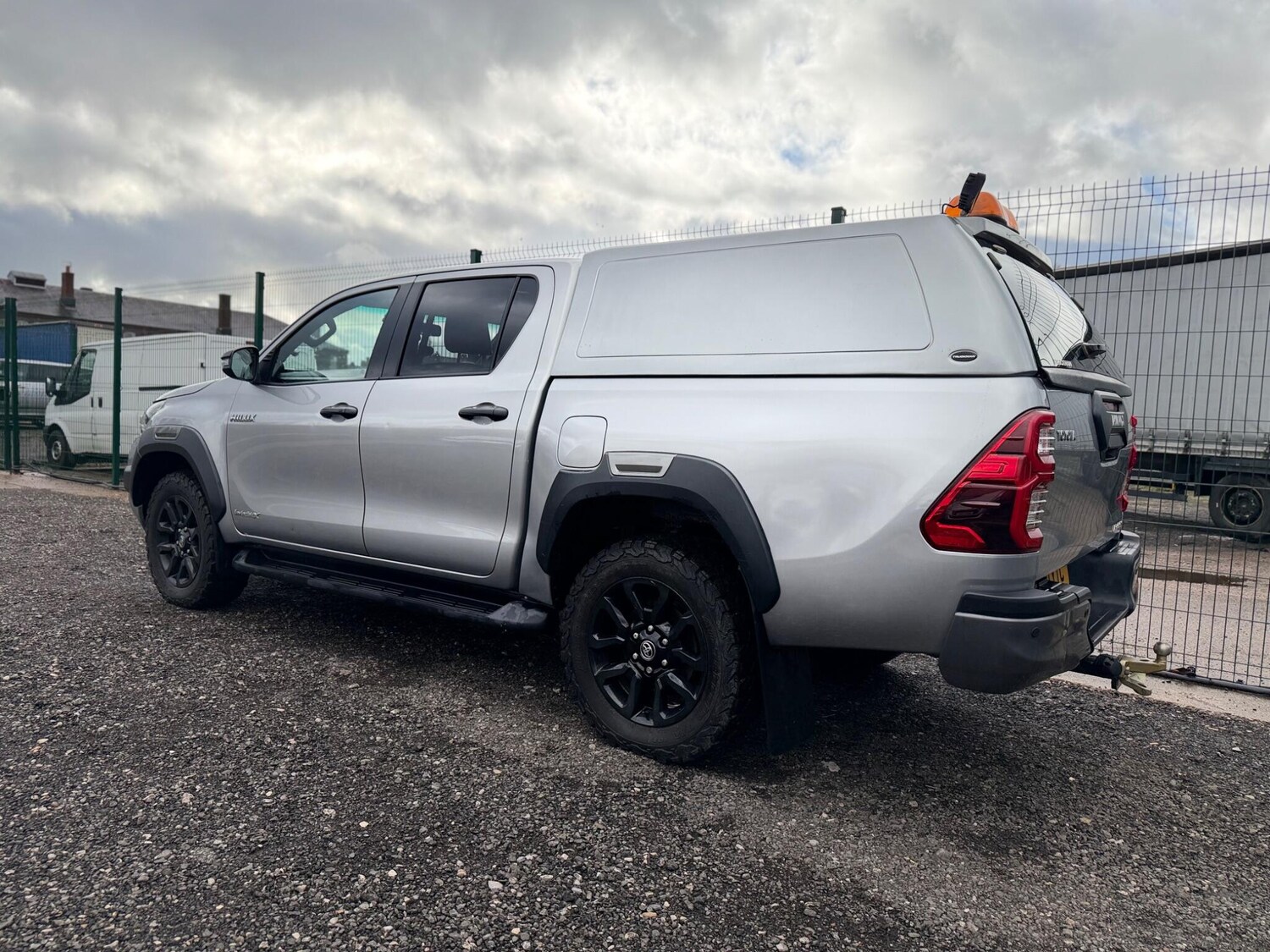 Used Toyota Hilux 2021 for sale - 77573850: Photo 19