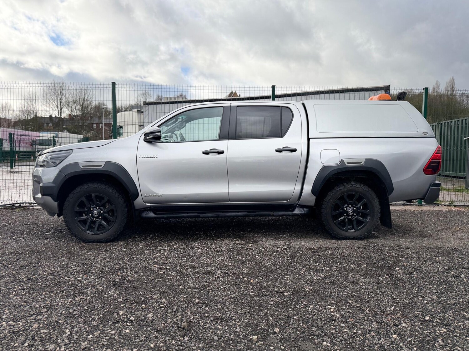 Used Toyota Hilux 2021 for sale - 77573850: Photo 21