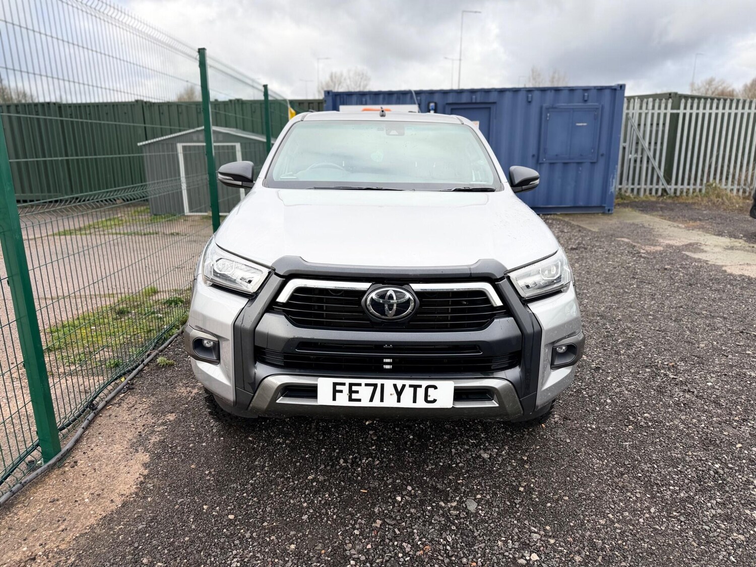 Used Toyota Hilux 2021 for sale - 77573850: Photo 26