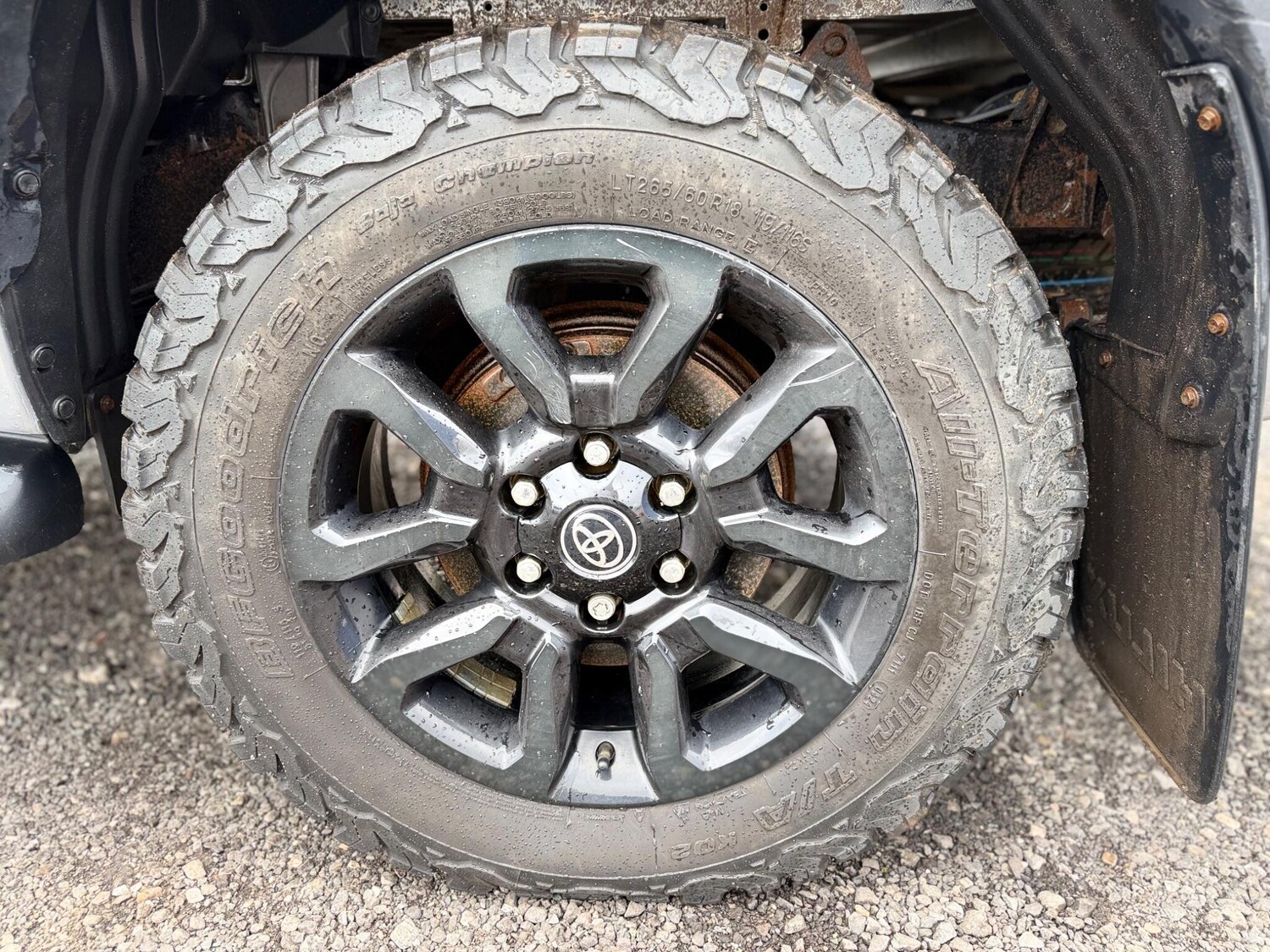 Used Toyota Hilux 2021 for sale - 77573850: Photo 30