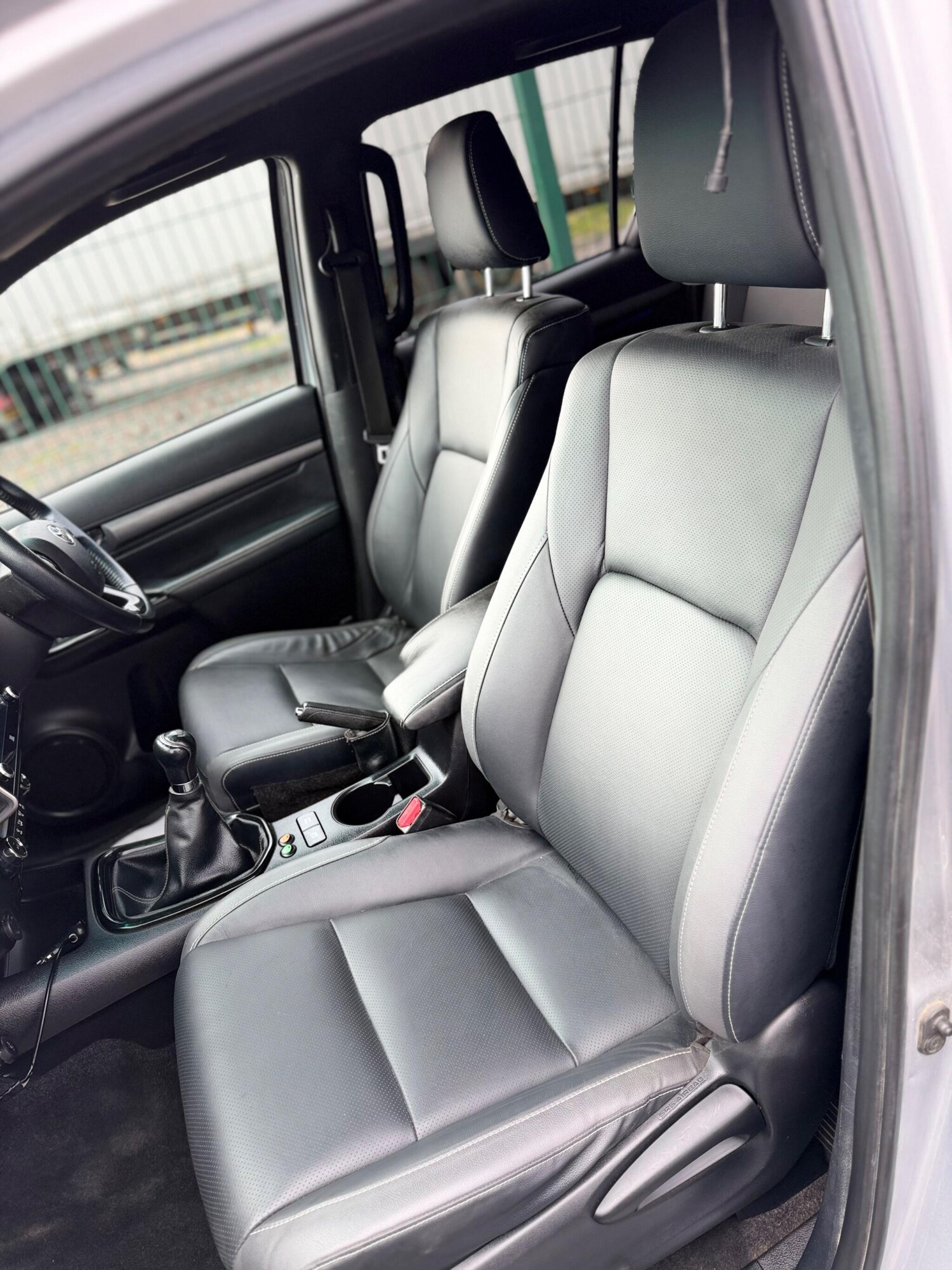 Used Toyota Hilux 2021 for sale - 77573850: Photo 34