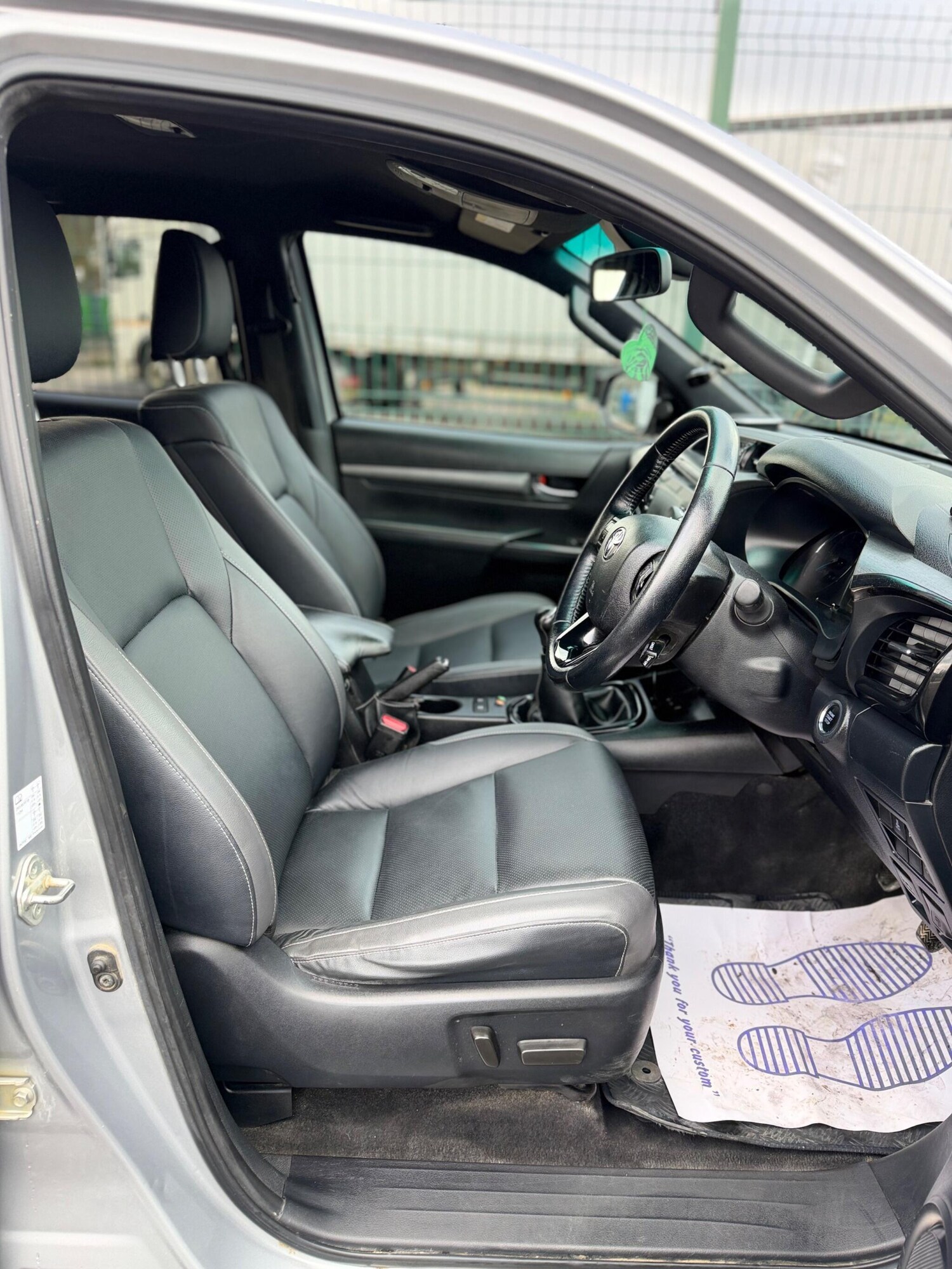 Used Toyota Hilux 2021 for sale - 77573850: Photo 41