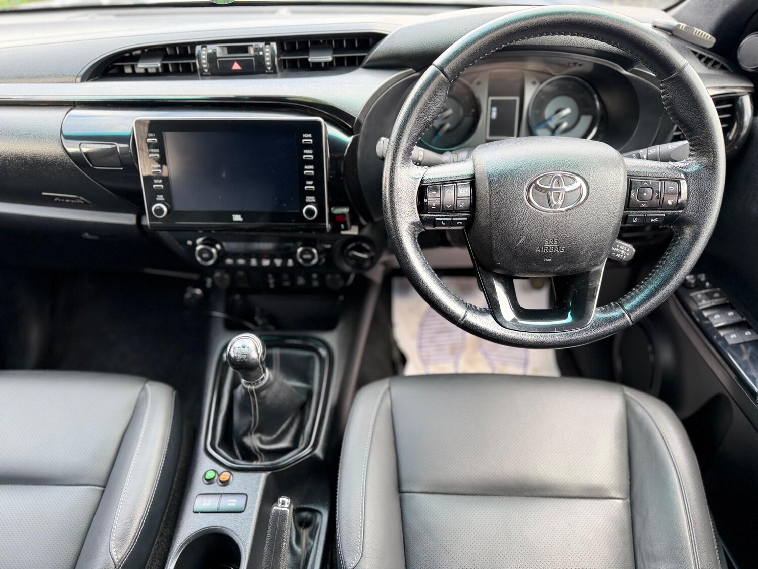 Used Toyota Hilux 2021 for sale - 77573850: Photo 45