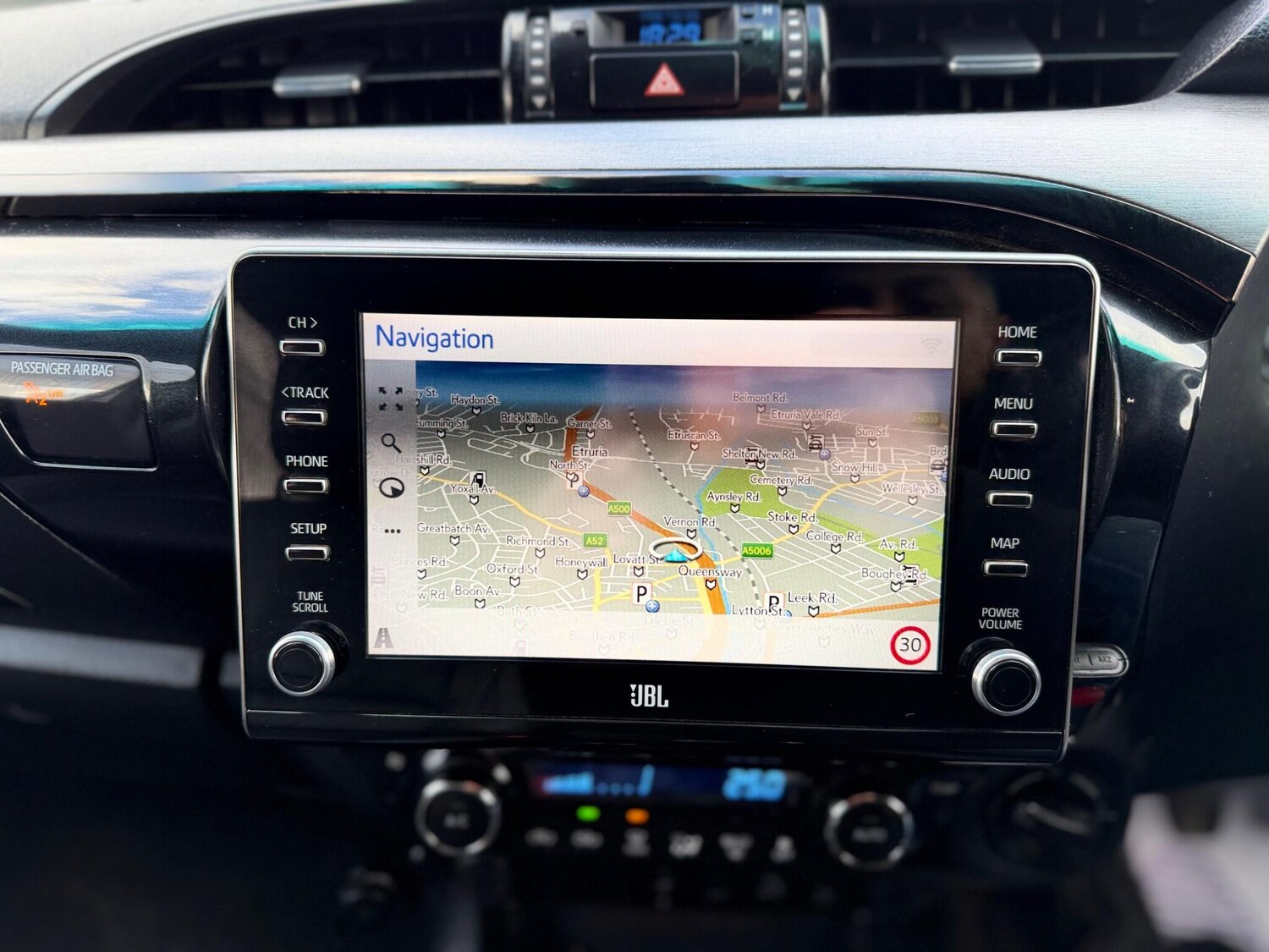 Used Toyota Hilux 2021 for sale - 77573850: Photo 51