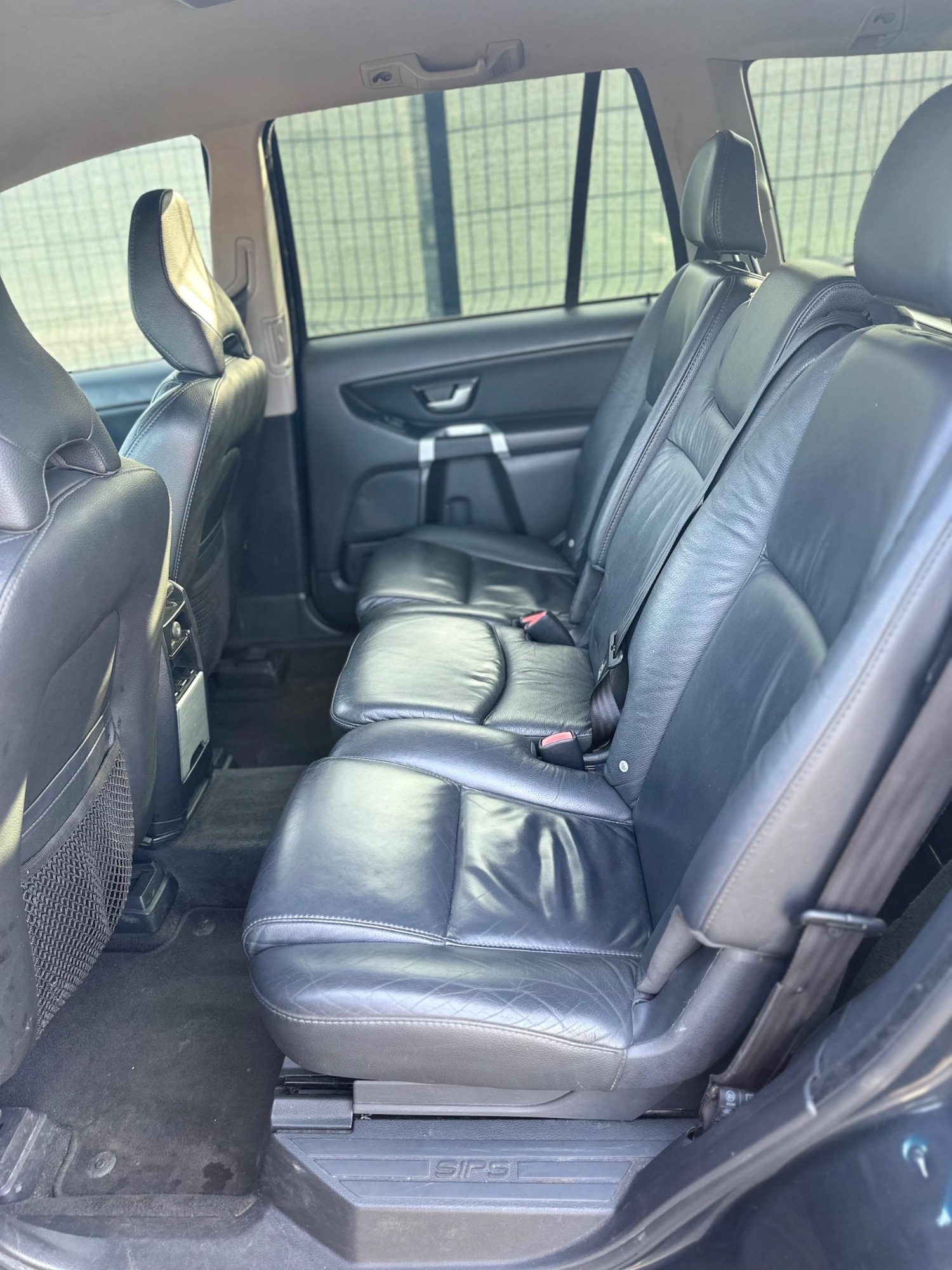 Vehicle 29
