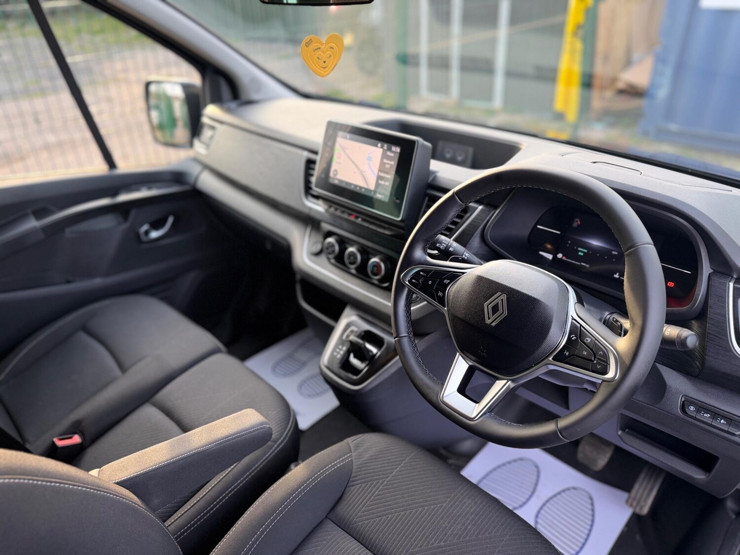 Used Renault Trafic for sale - 77957395: Photo 33