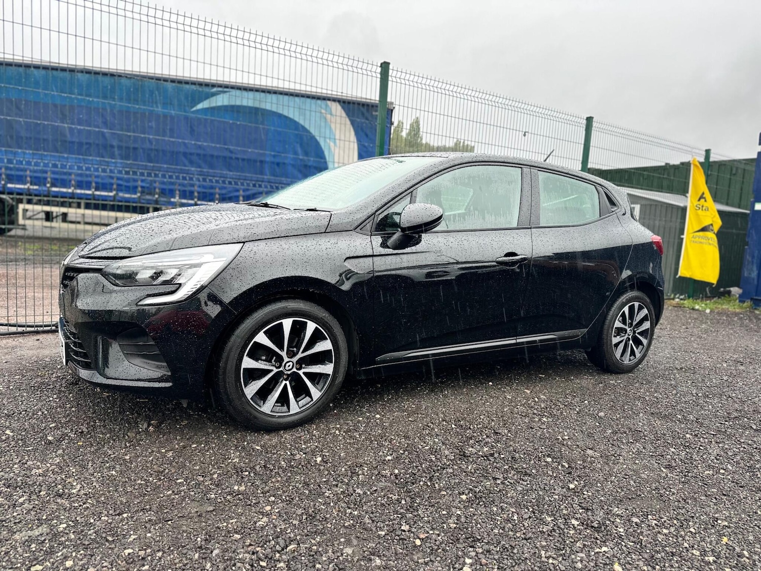 Used Renault Clio 2022 for sale - 76159022: Photo 24