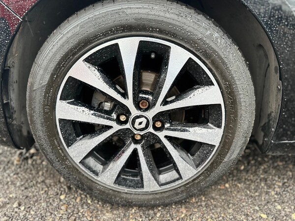 Used Renault Clio 2022 for sale - 76159022: Photo 32