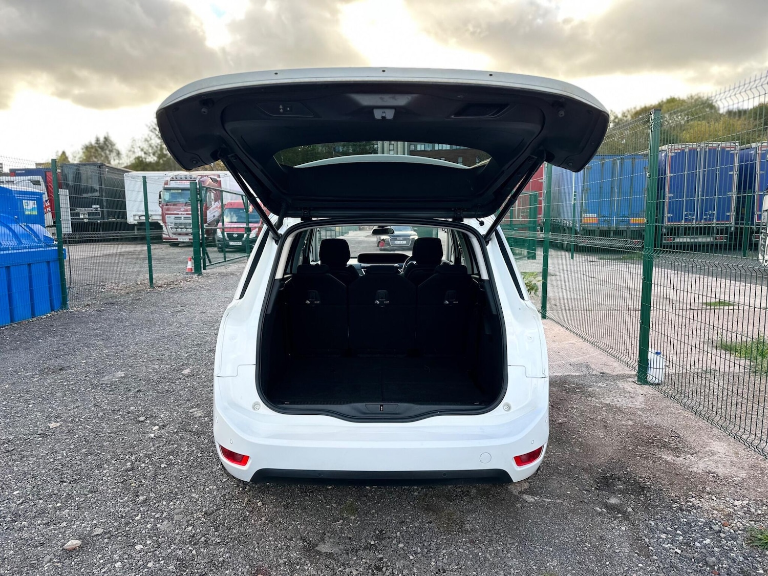 Used Citroen C4 Grand Picasso 2021 for sale - 76377667: Photo 17