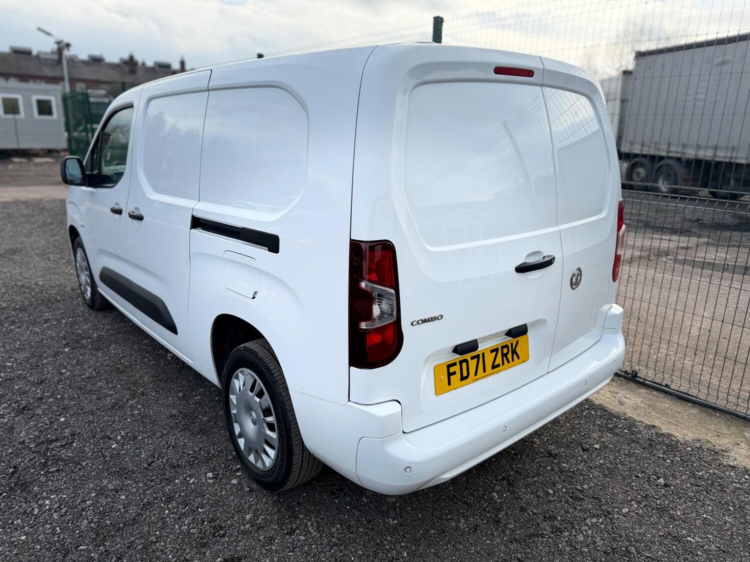 Used Vauxhall Combo for sale - 77671301: Photo 13