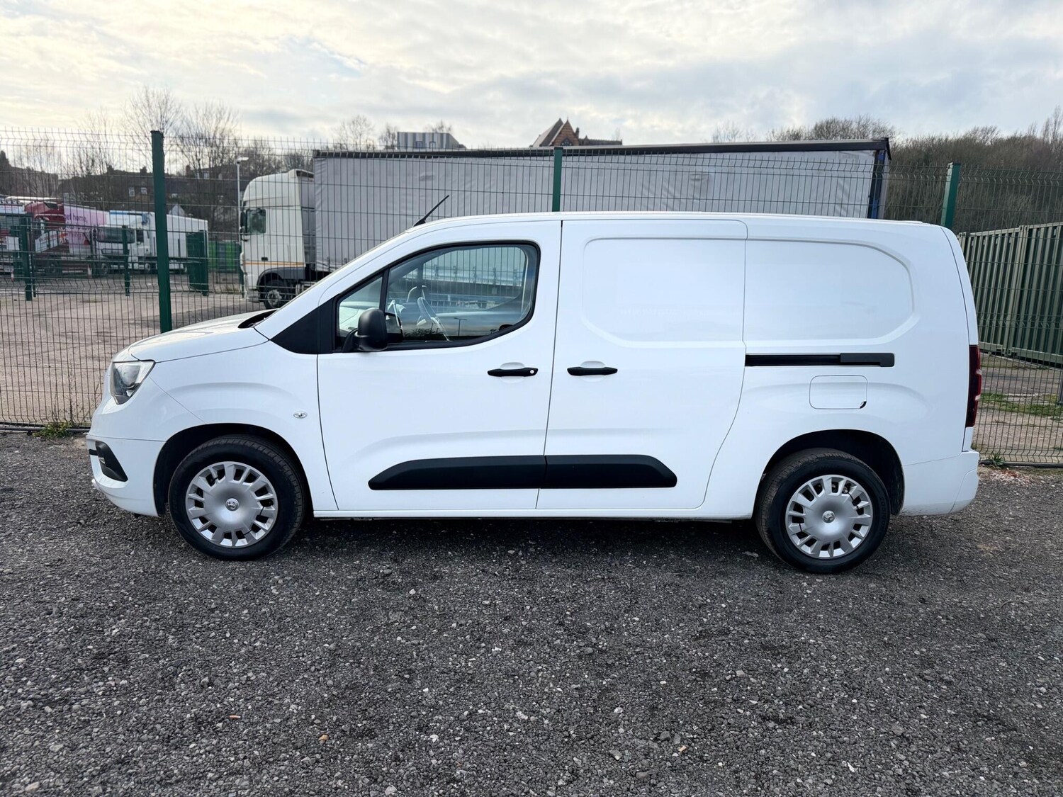 Used Vauxhall Combo for sale - 77671301: Photo 15