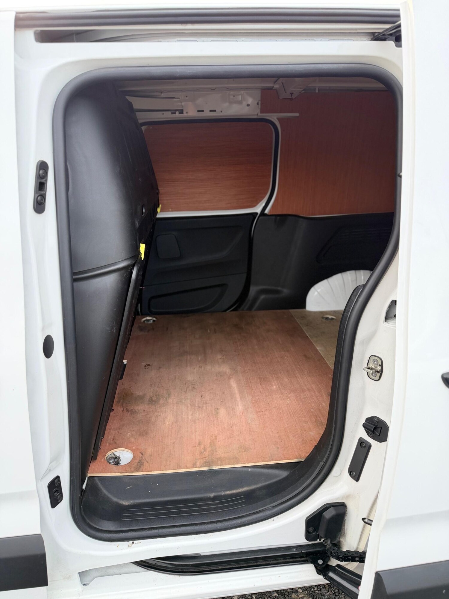 Used Vauxhall Combo for sale - 77671301: Photo 17