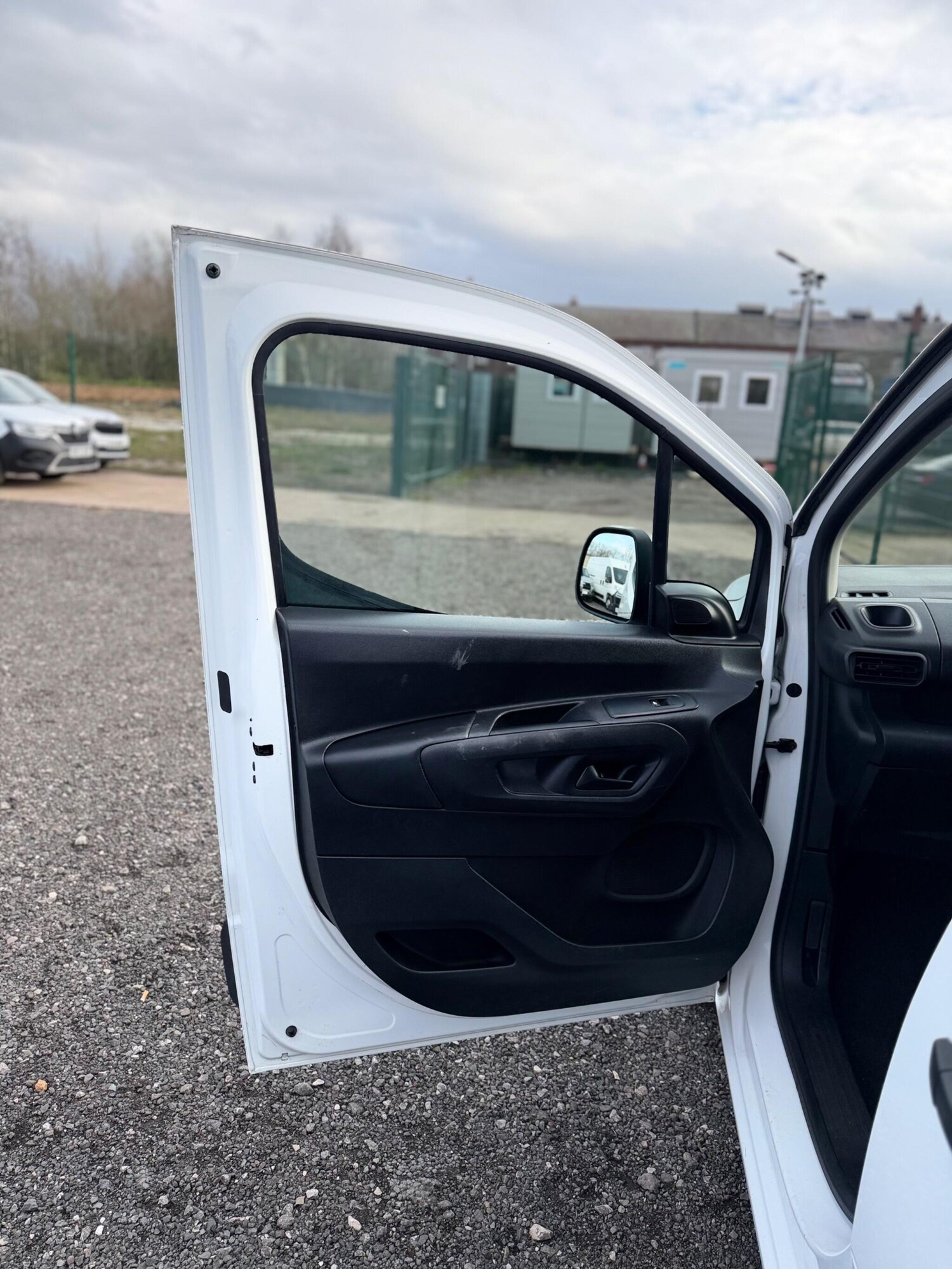Used Vauxhall Combo for sale - 77671301: Photo 23