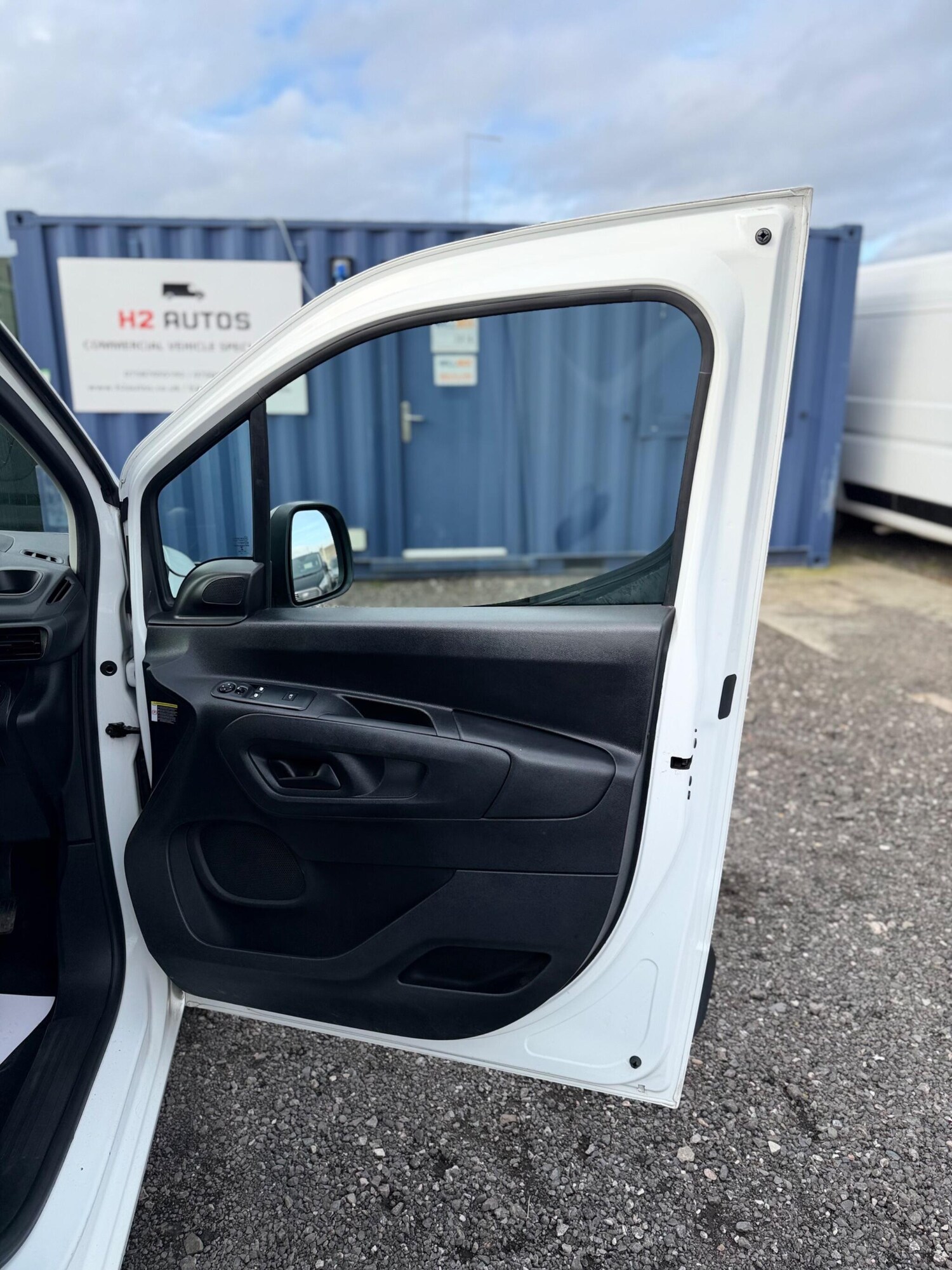 Used Vauxhall Combo for sale - 77671301: Photo 30