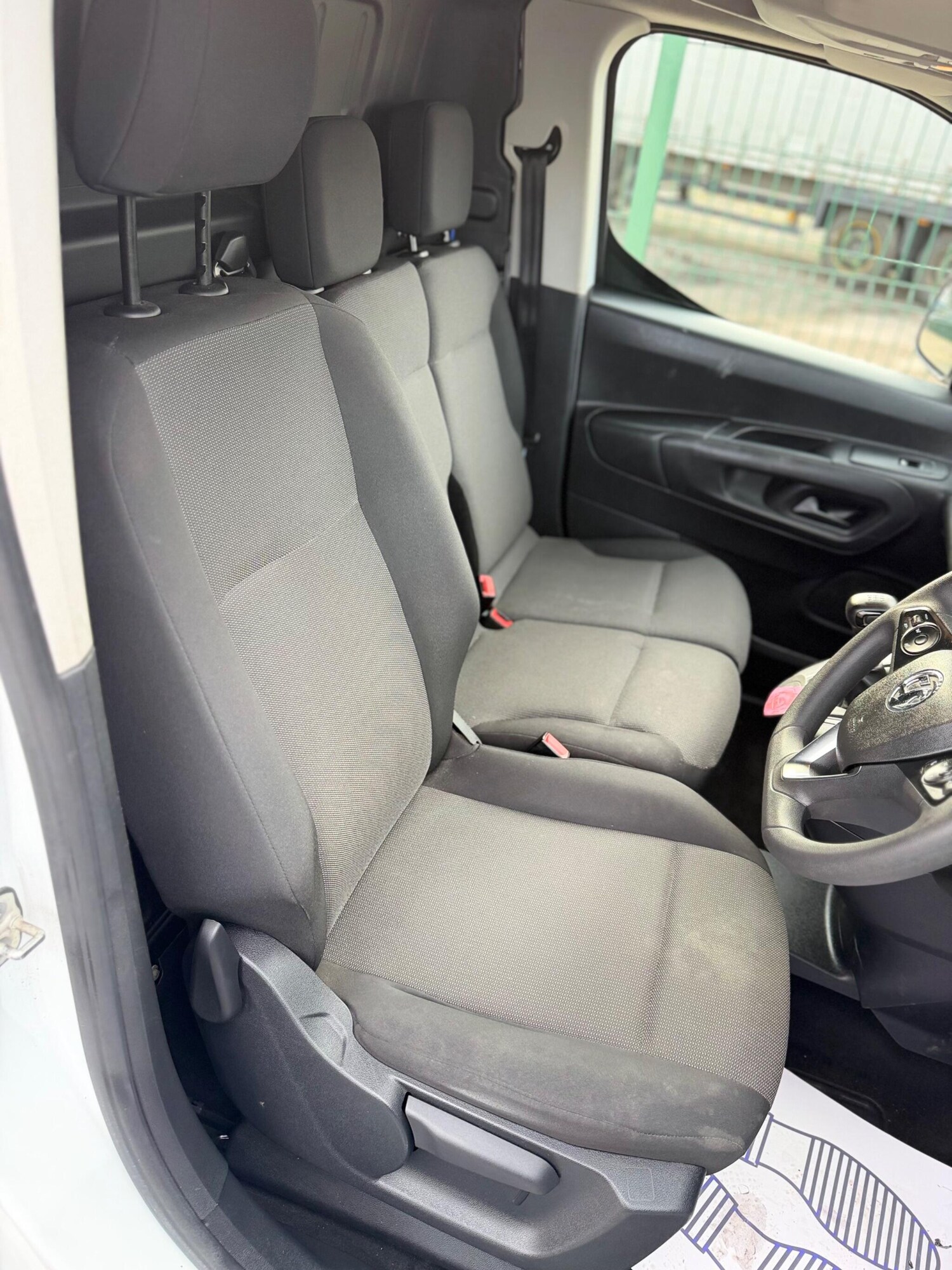 Used Vauxhall Combo for sale - 77671301: Photo 32