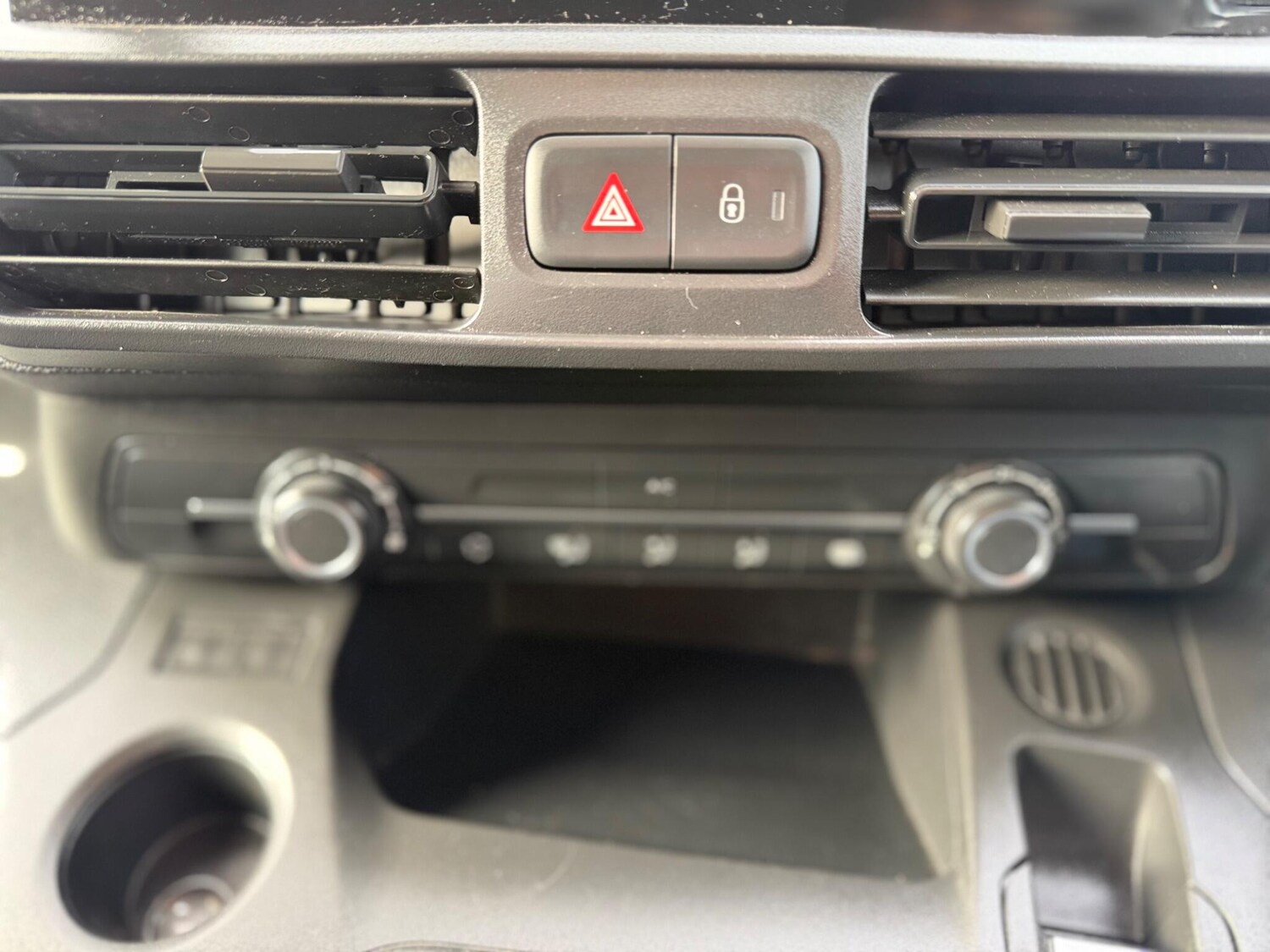 Used Vauxhall Combo for sale - 77671301: Photo 37