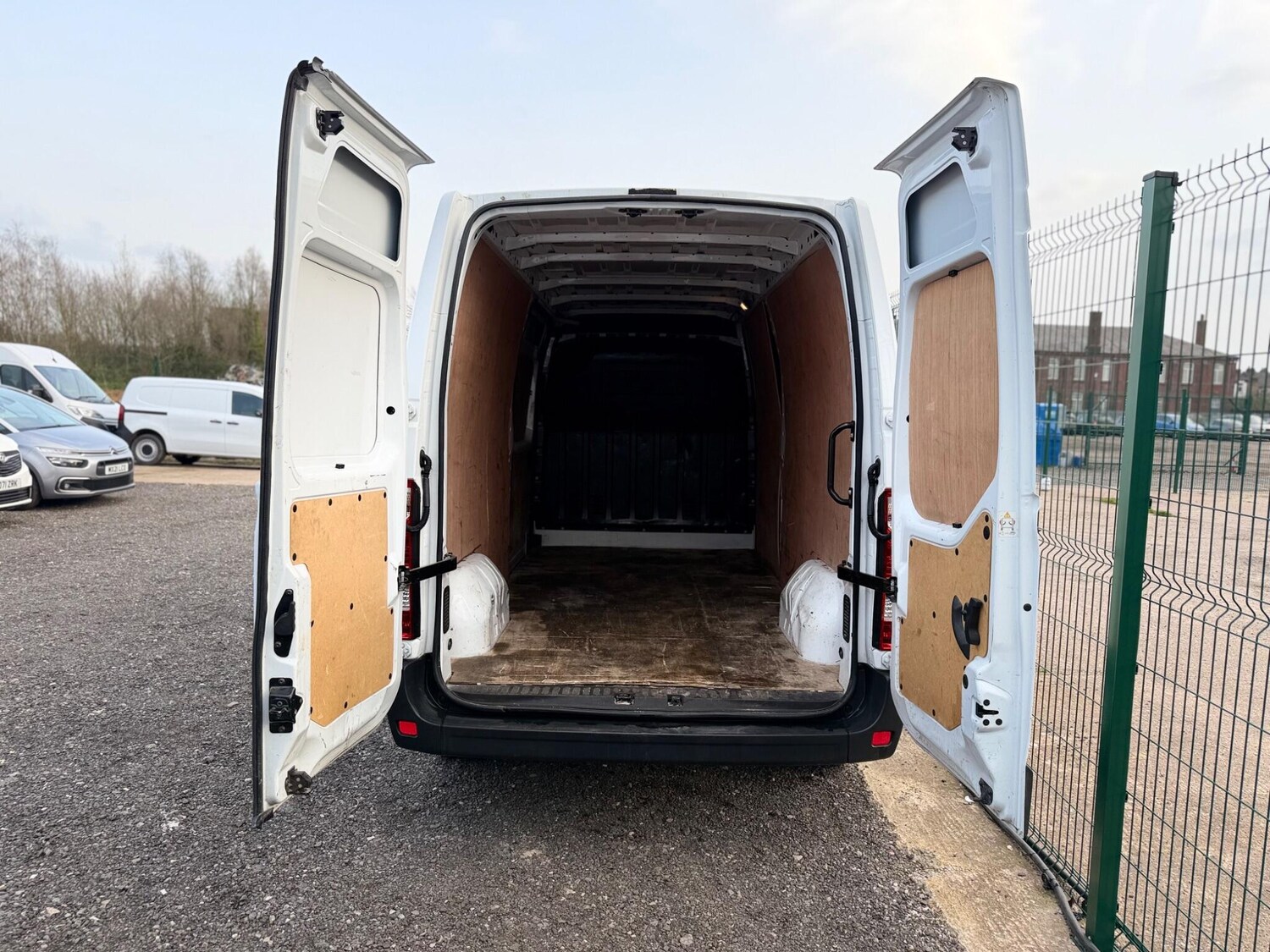 Used Renault Master 2022 for sale - 77769149: Photo 10