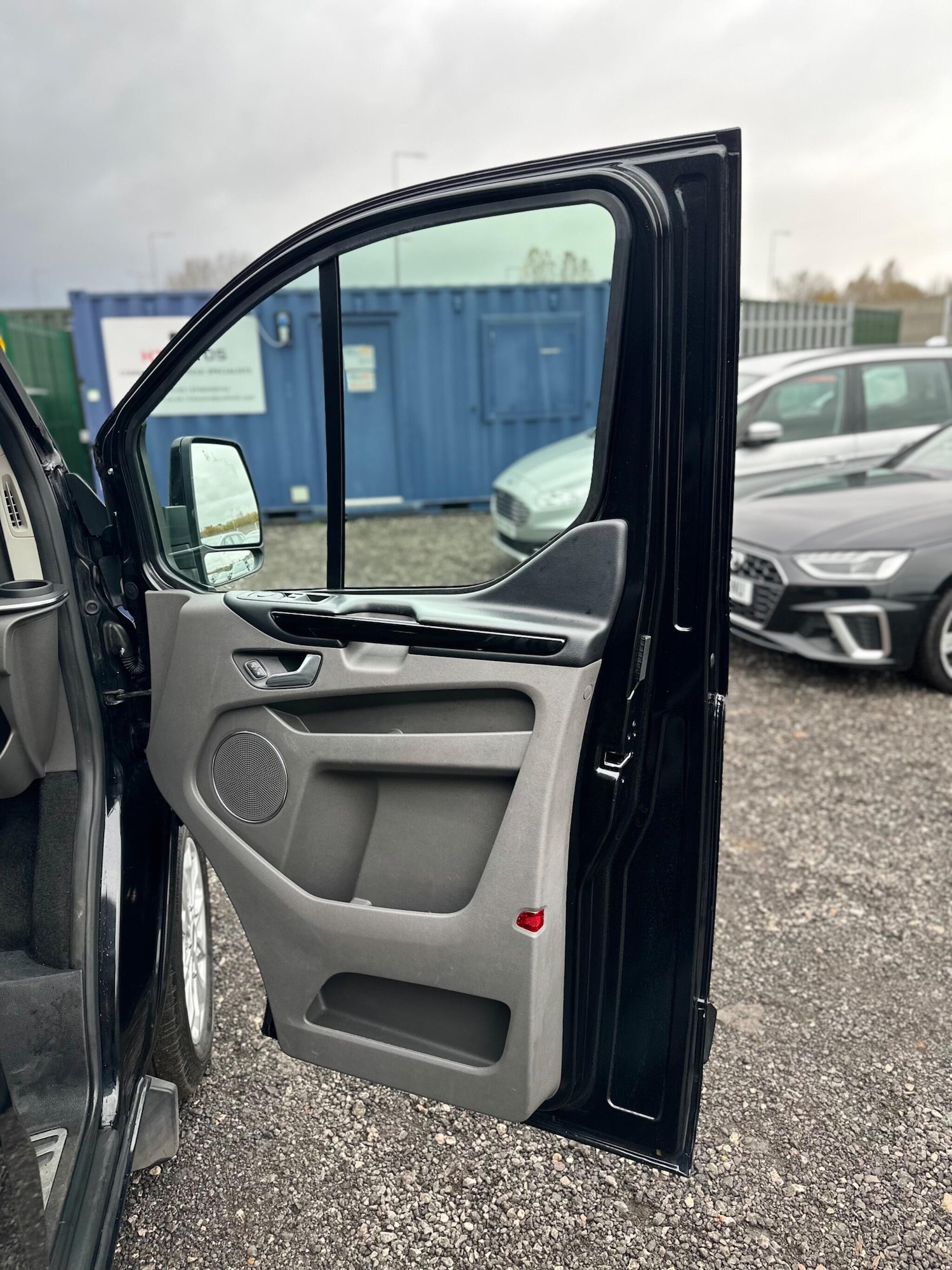 Used Ford Tourneo Custom 2022 for sale - 76727363: Photo 32