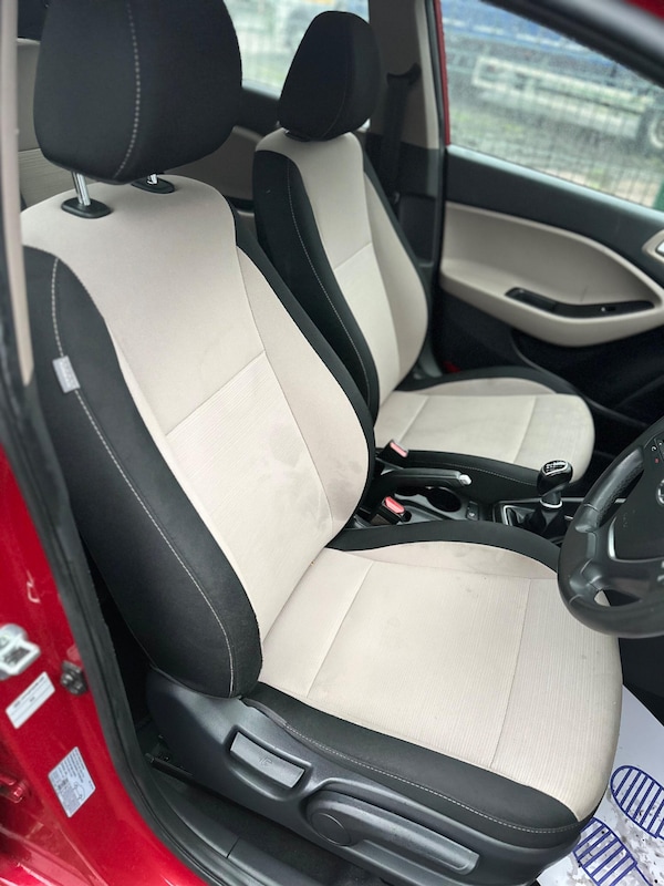 Used Hyundai i20 2015 for sale - 76167383: Photo 44