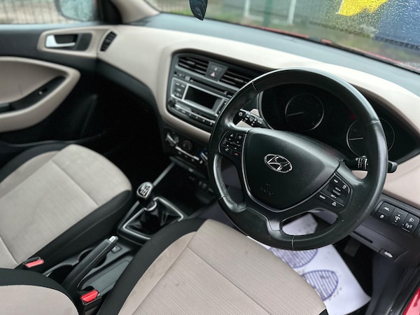 Used Hyundai i20 2015 for sale - 76167383: Photo 45