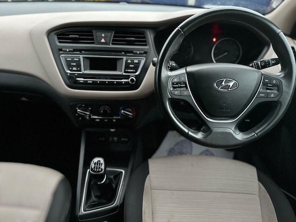 Used Hyundai i20 2015 for sale - 76167383: Photo 47