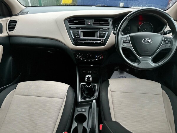 Used Hyundai i20 2015 for sale - 76167383: Photo 48