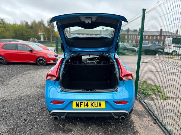 Used Volvo V40 2014 for sale - 76167229: Photo 16