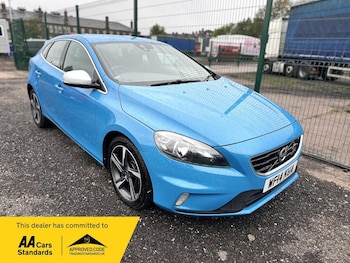 Volvo - V40