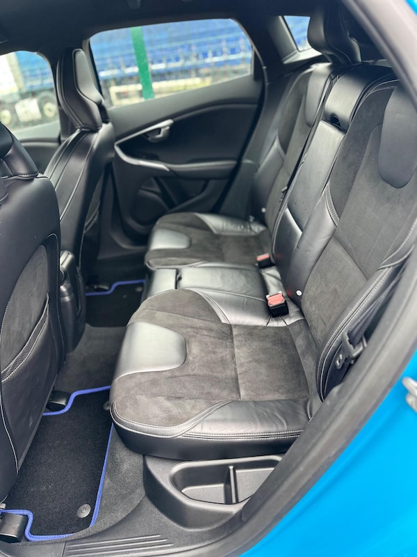 Used Volvo V40 2014 for sale - 76167229: Photo 29